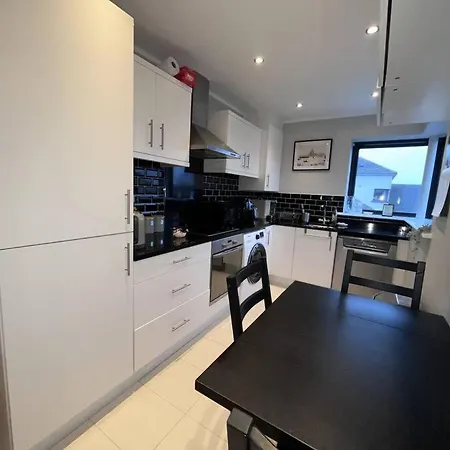 The Coastal - アパート *